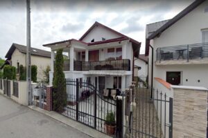 Vila P+M 66mp + teren intravilan 107mp, Pitesti, jud. Arges
