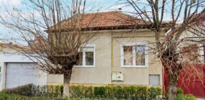 Casa 64mp + teren intravilan 324mp, Oradea, jud. Bihor