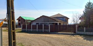 Casa P+M 88,50mp + anexe + teren intravilan 799,33mp, Schineni, jud. Bacau
