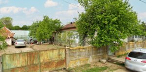 Casa 90mp + anexe + teren intravilan 2.192mp, Laceni, jud. Teleorman