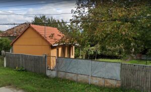 Casa P 23mp + anexe + teren intravilan 2.460mp, Ramnicu Valcea, jud. Valcea