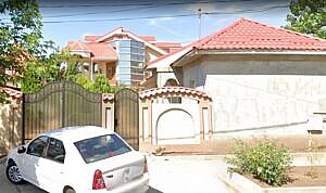 Vila D+P+E 133mp + casa P 99mp + teren intravilan 500mp, Alexandria, jud. Teleorman