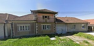Casa Dp+P+Ep 219mp + casa Dp+P 91mp + anexa + teren intravilan 1.845mp, Hidiselu de Sus, jud. Bihor
