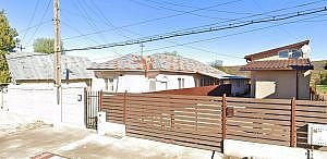Casa + anexa + teren intravilan 281mp, Bucsani, jud. Dambovita