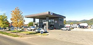 Statie carburanti P+E 92mp + teren intravilan 1.948mp, Baia Mare, jud. Maramures