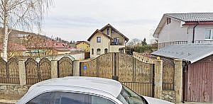 Vila P+M 102mp + anexa + teren intravilan 1.282mp, Margineni, jud. Bacau