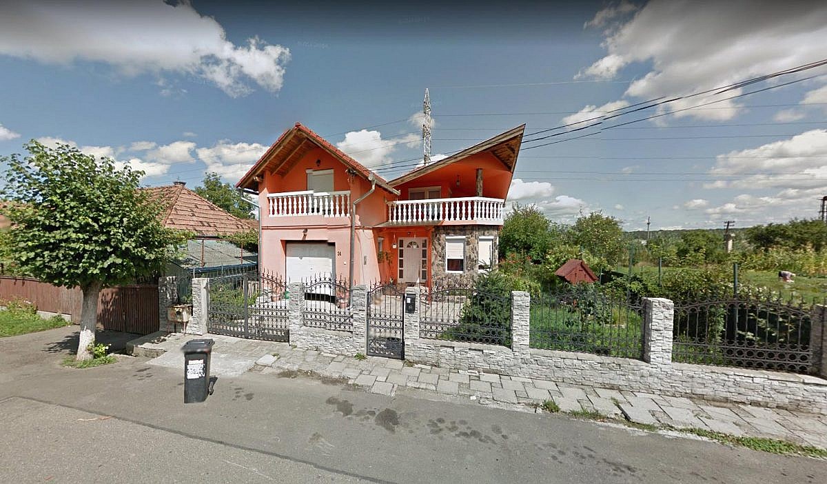 Casa P+M + teren intravilan 1.000mp, Reghin, jud. Mures