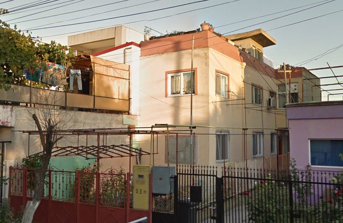 Casa S+P+E+T 74mp + teren intravilan 154mp, Constanta, jud. Constanta