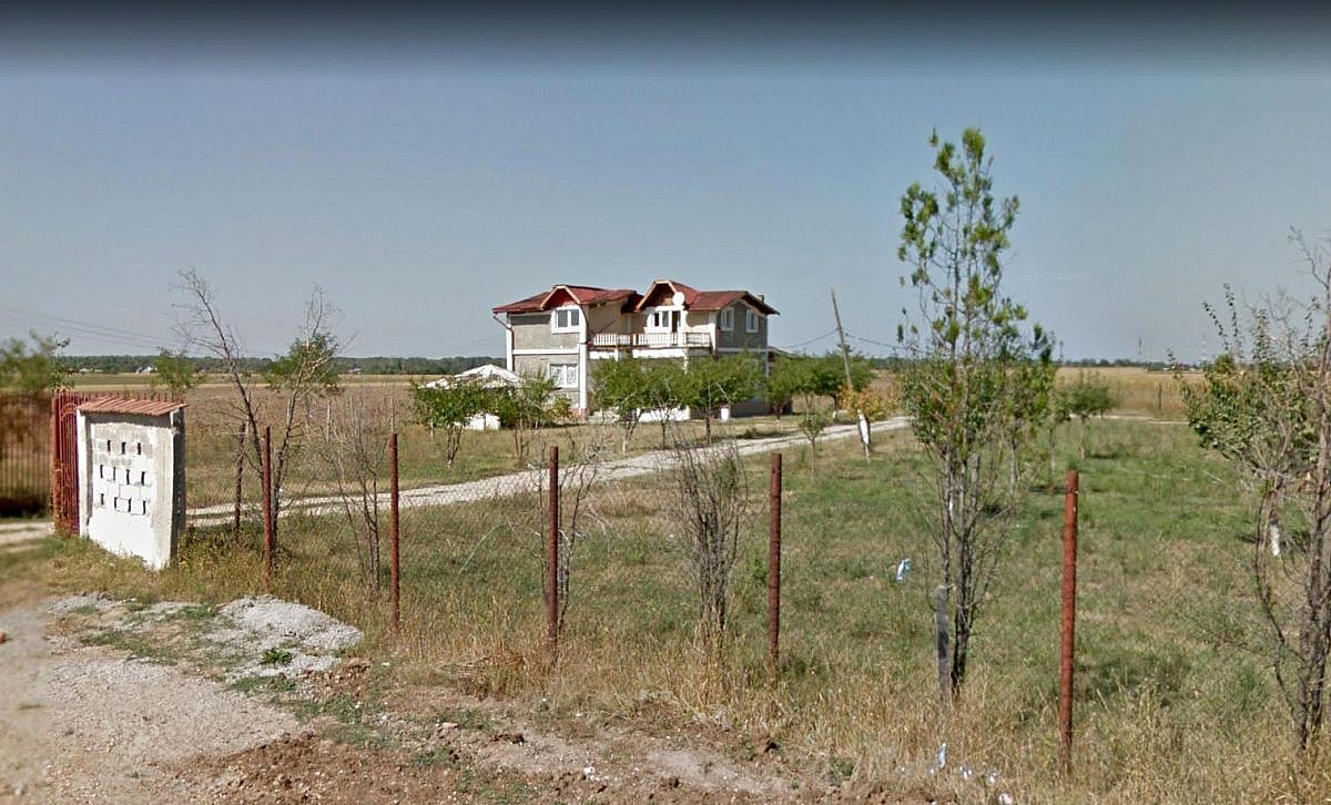 Casa P+M 102mp + teren 9.000mp, Fantanele, jud. Dambovita