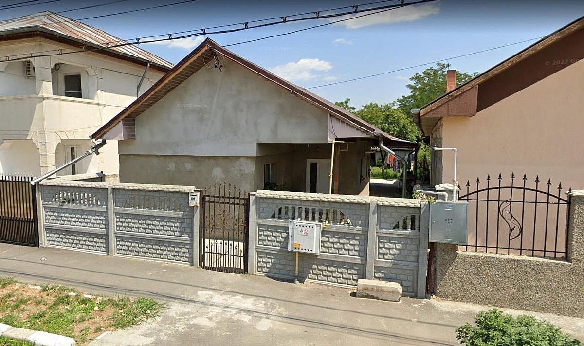 Casa 55mp + anexa + teren intravilan 368mp, Oltenita, jud. Calarasi