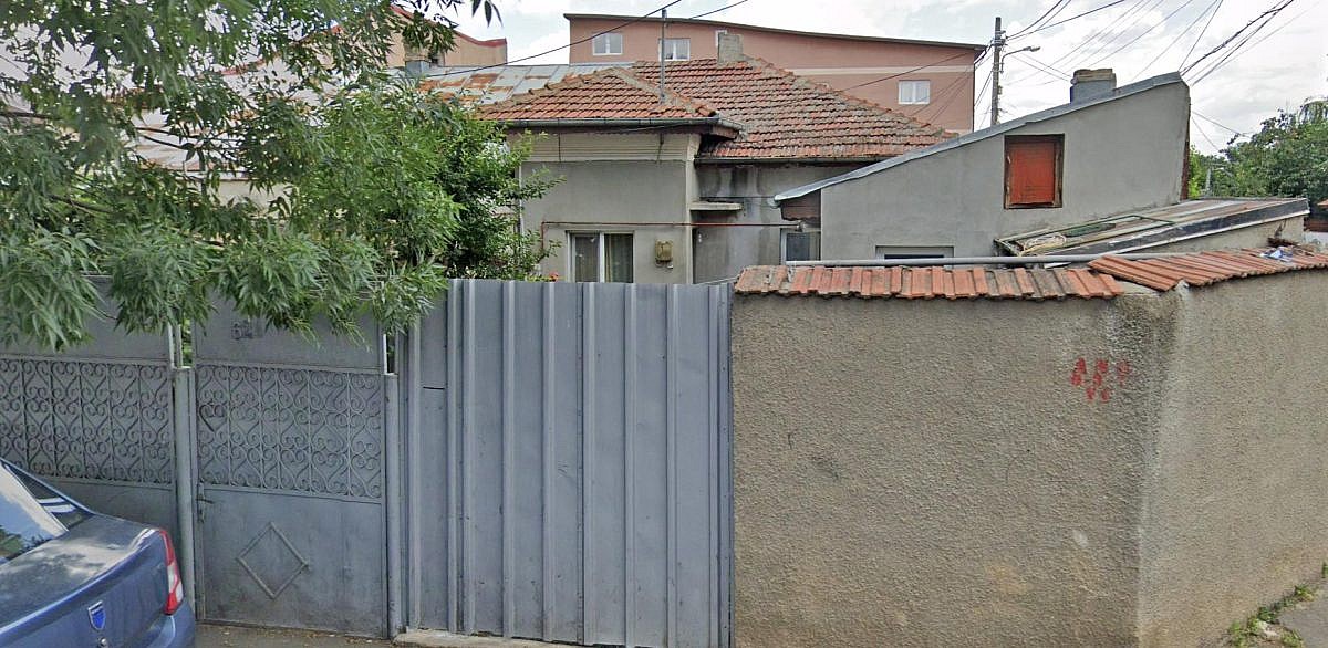 Casa 2 camere + teren intravilan 150mp, sector 5, Bucuresti
