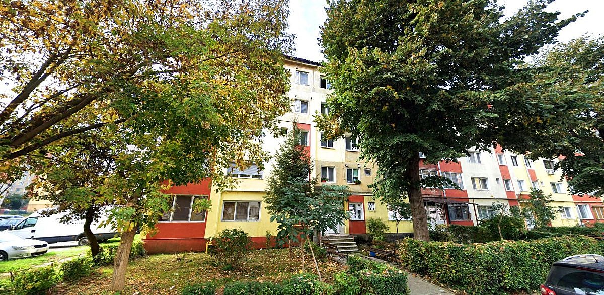 Apartament 2 camere, 48mp, Resita, jud. Caras-Severin