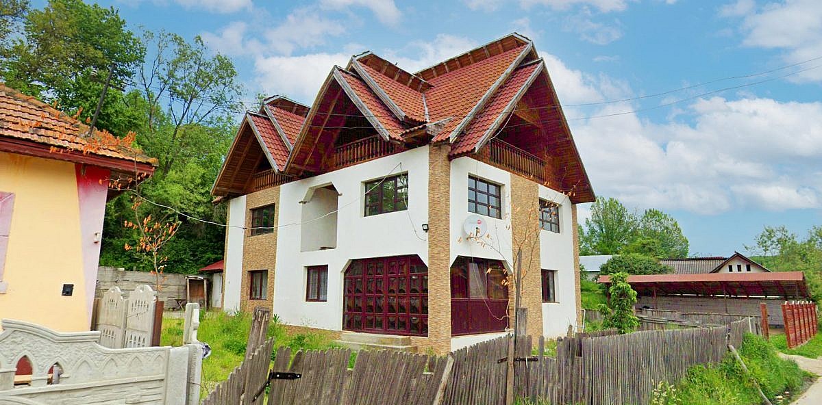 Vila P+E 97mp + teren intravilan 540mp, Rudeni, jud. Arges