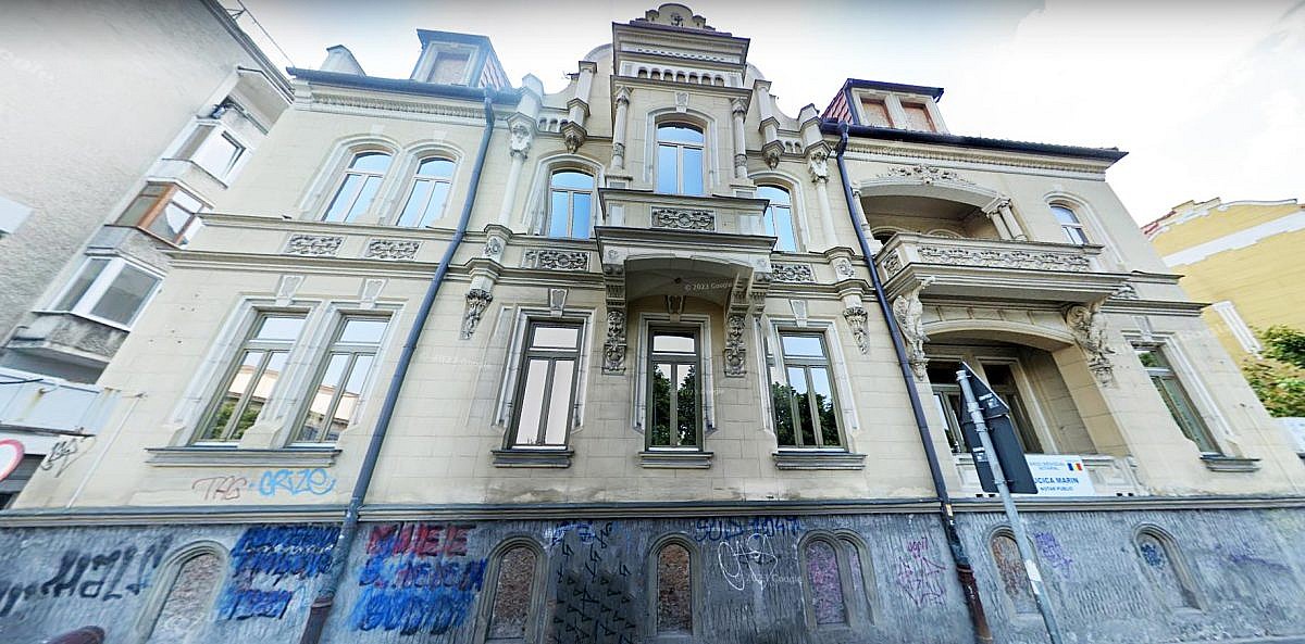 Vila S+P+E + teren intravilan 350mp, Brasov, jud. Brasov