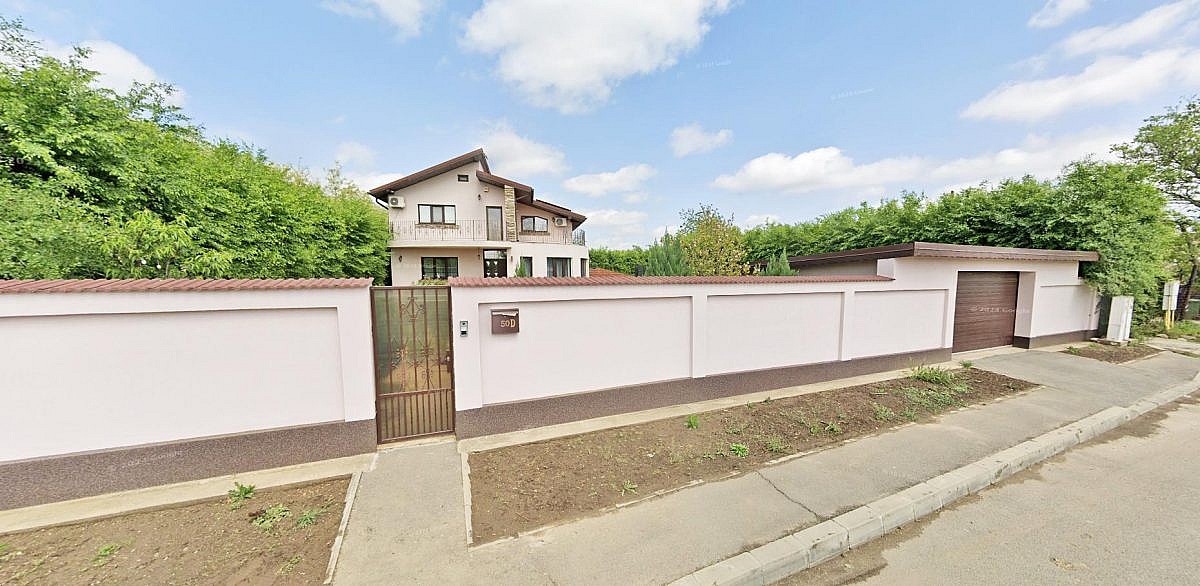 Vila P+M 142mp + garaj + anexa + teren intravilan 1.000mp, Giurgiu, jud. Giurgiu