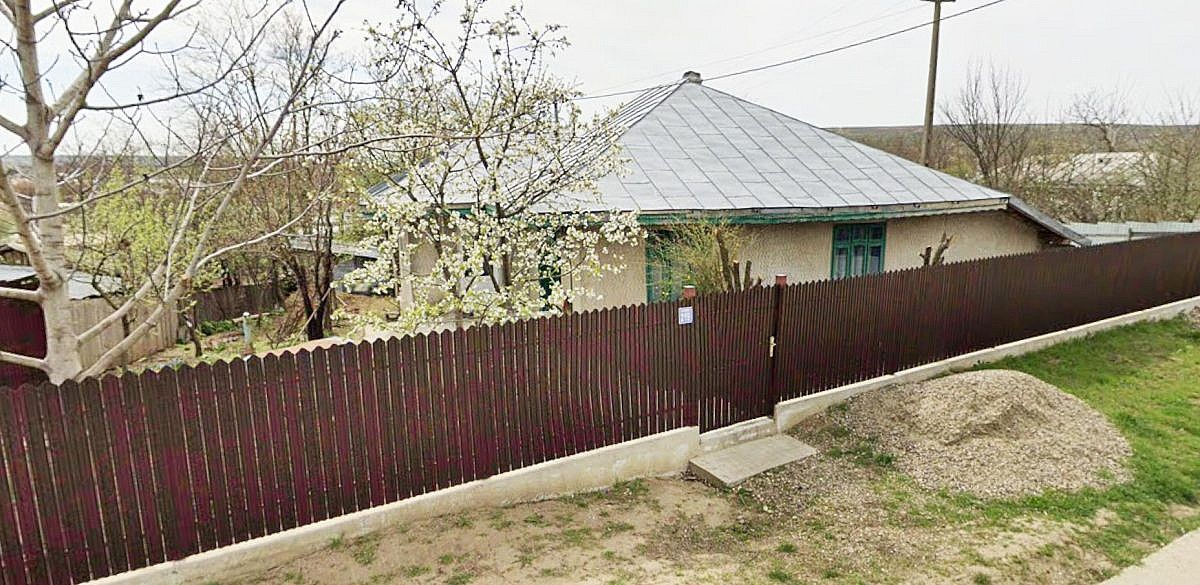 Casa 112mp + teren intravilan 1.234mp, Tutova, jud. Vaslui