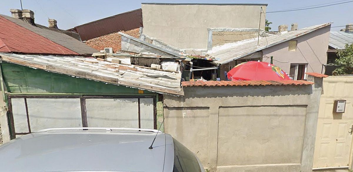 Casa 3 camere + teren intravilan 200mp, sector 5, Bucuresti