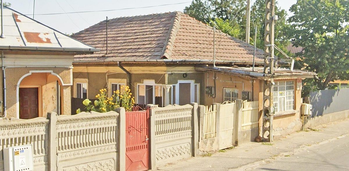 Casa P 116mp + anexe + teren intravilan 843mp, Caracal, jud. Olt