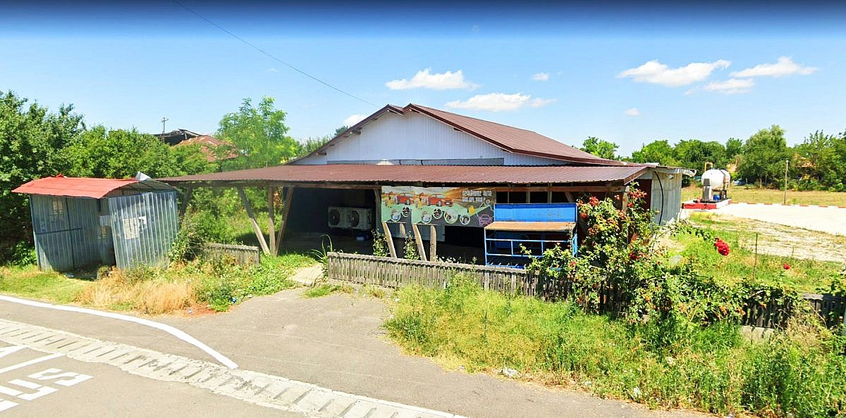 Spatiu comercial 131mp + teren intravilan 1.505mp, Axintele, jud. Ialomita