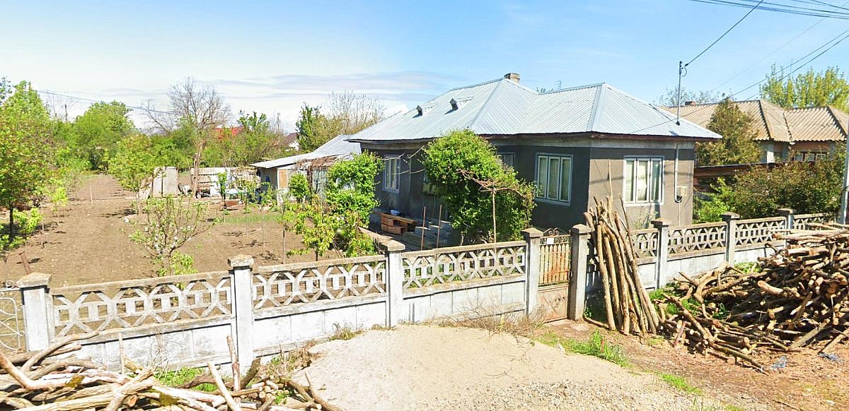 Casa P 83mp + casa P 64mp + teren intravilan 907mp, Adancata, jud. Ialomita
