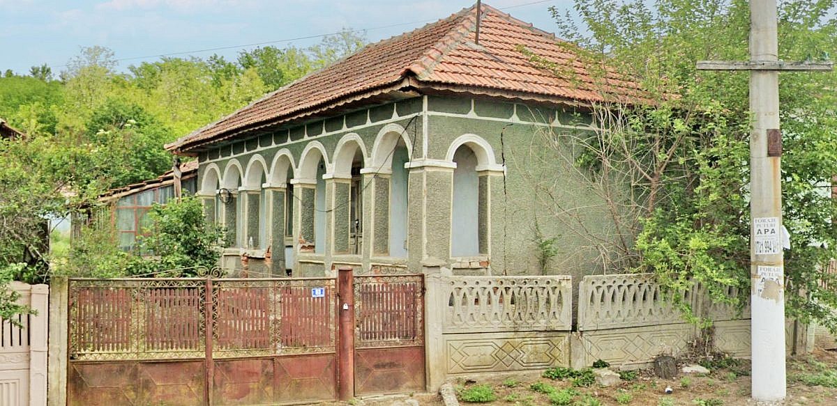 Casa 47mp + anexe + teren intravilan 870mp, Navodari, jud. Teleorman