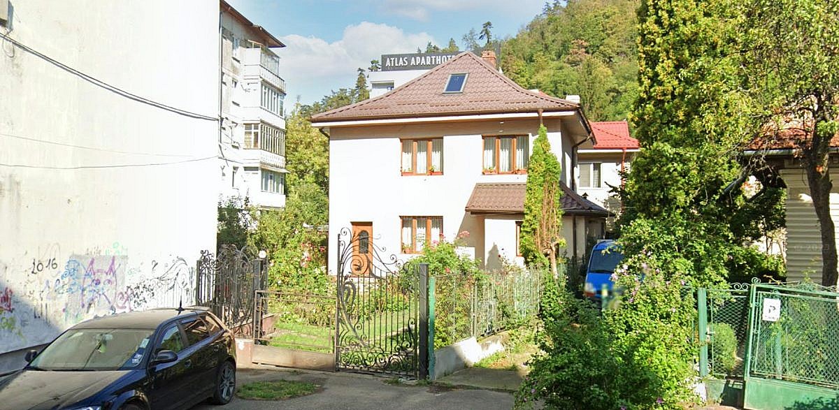 Vila S+P+E 92mp + teren intravilan 279mp, Piatra Neamt, jud. Neamt