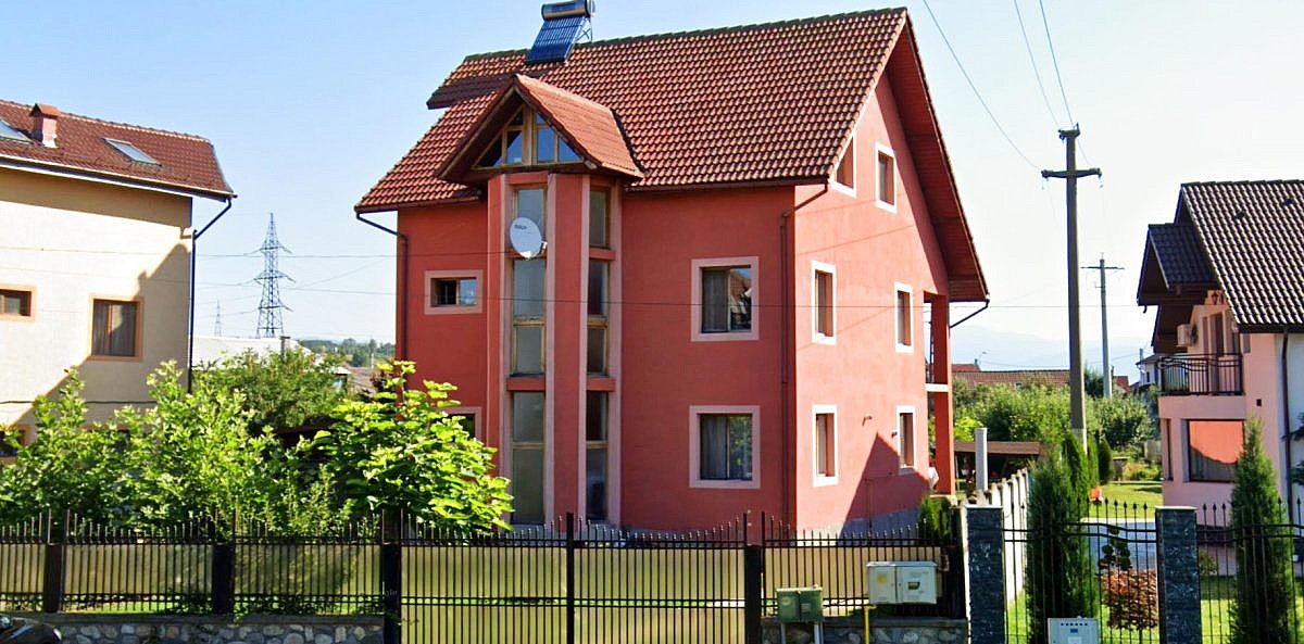 Vila P+E+M 142mp + teren intravilan 1.024mp, Targu Jiu, jud. Gorj