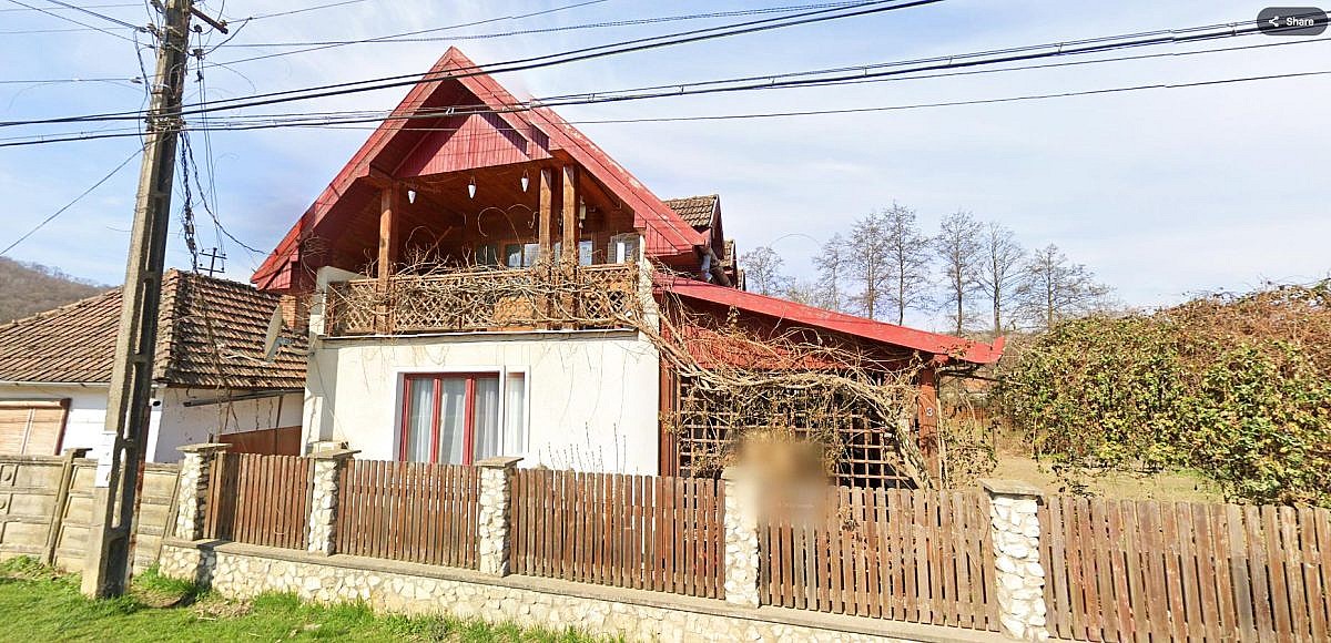 Casa P+M 70mp + teren intravilan 944mp, Roscani, jud. Hunedoara