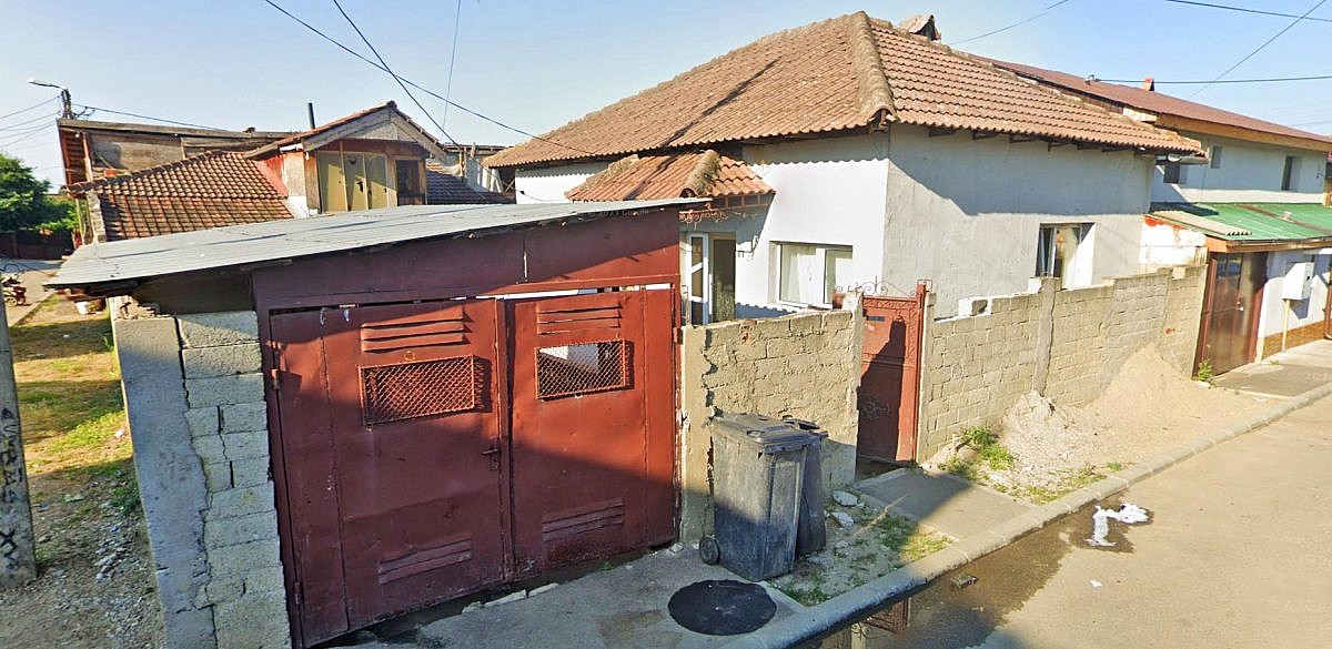 Casa P 64mp + anexa + teren intravilan 100mp, Schela Cladovei, jud. Mehedinti