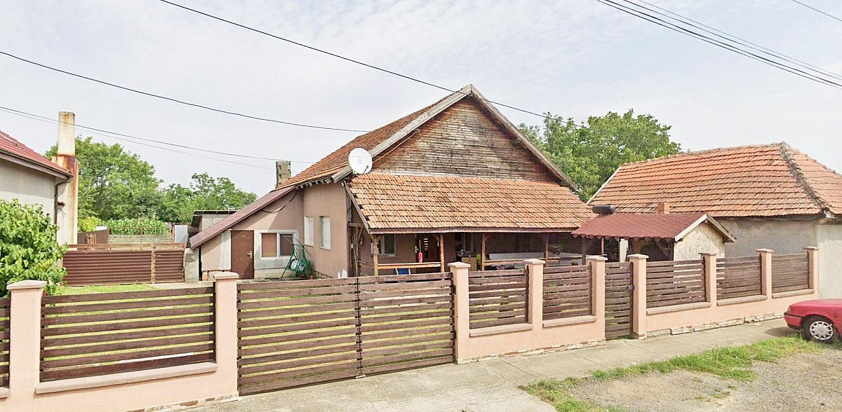 Casa P 113mp + teren intravilan 1.439mp, Iratosu, jud. Arad
