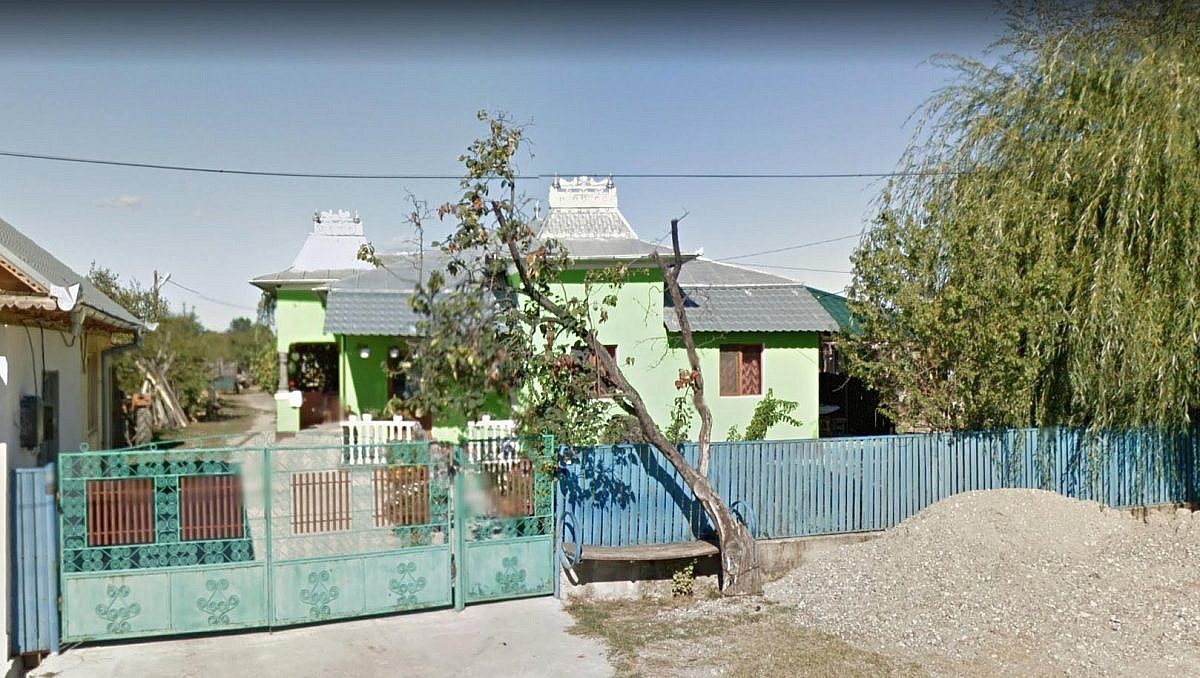 Casa 134mp + teren intravilan 4.473mp, Bulimanu, jud. Olt