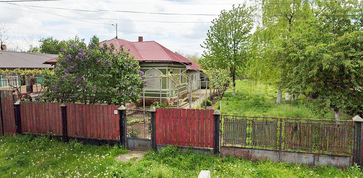 Casa 51mp + anexa + teren intravilan 1.300mp, Florica, jud. Buzau