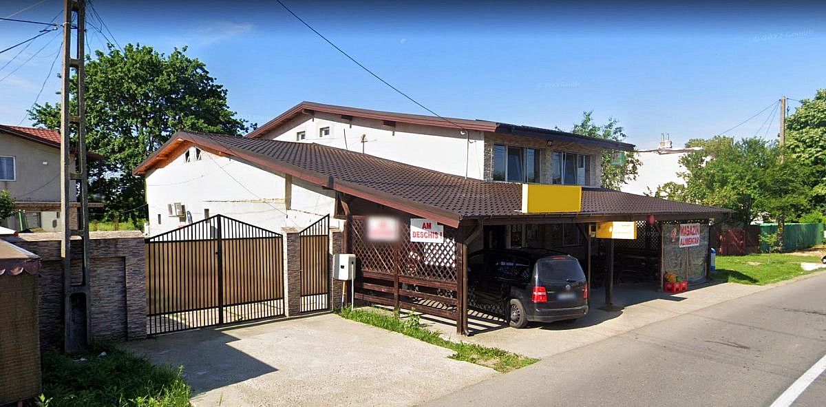 Spatiu comercial 169mp + spatiu comercial 90mp + anexa + teren intravilan 1.442mp, Poienarii Burchii, jud. Prahova