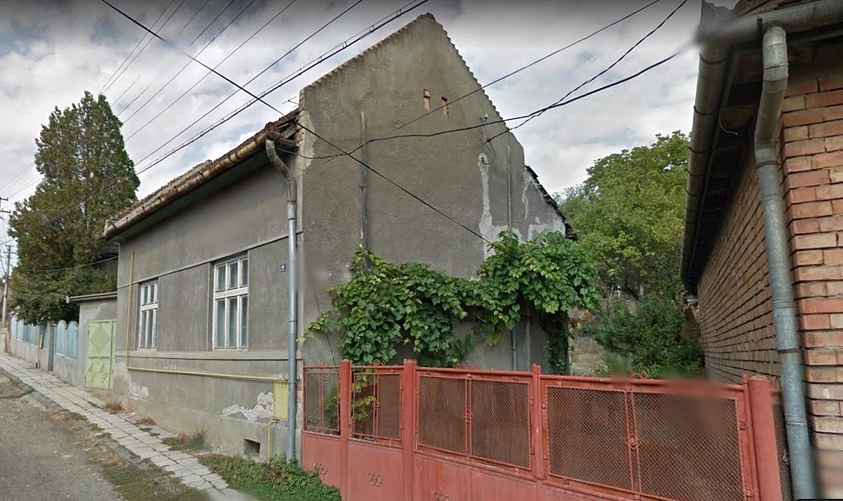 Casa 3 camere + teren intravilan 396mp, Tarnaveni, jud. Mures