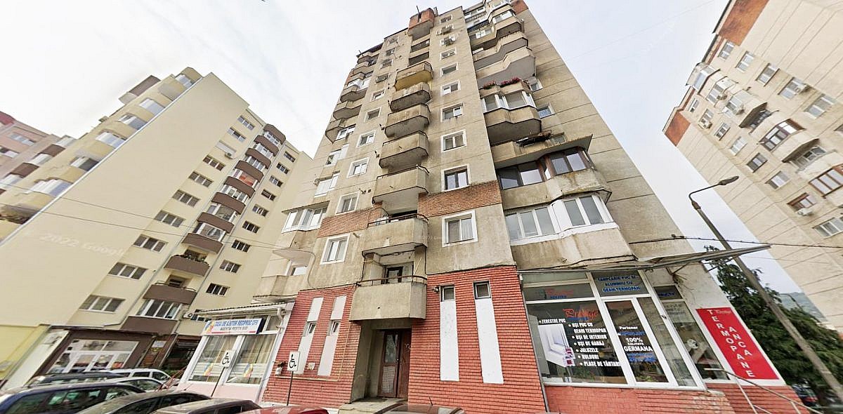 Apartament 3 camere, 76mp, Resita, jud. Caras-Severin