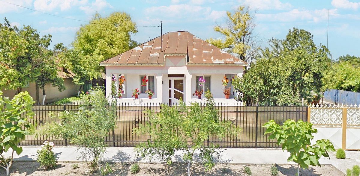 Casa 117mp + anexa + teren intravilan 746mp, Tichilesti, jud. Braila