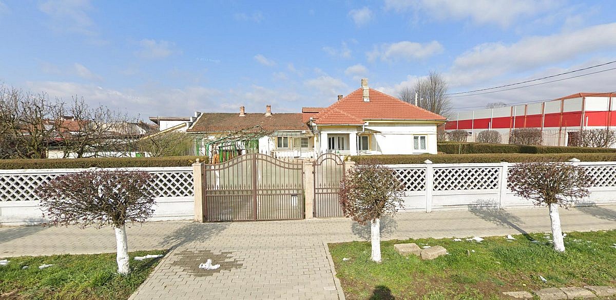 Casa 126mp + teren intravilan 878mp, Simeria, jud. Hunedoara
