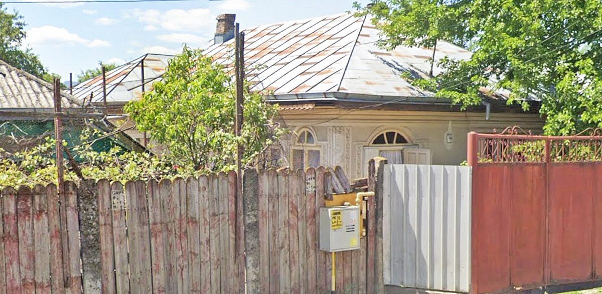 Casa P 116,60mp + anexe + teren intravilan 873mp, Bacau, jud. Bacau