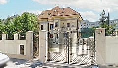 Vila 2S+P+E+M + anexe + teren intravilan 815mp, sector 3, Bucuresti